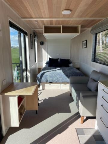 Boutique Tiny House - Te Anau Country Accommodation Buitenkant foto