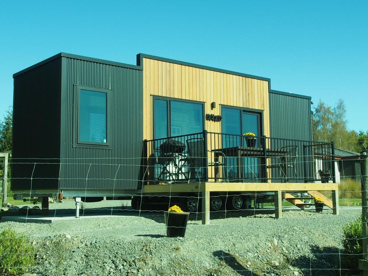 Boutique Tiny House - Te Anau Country Accommodation Buitenkant foto