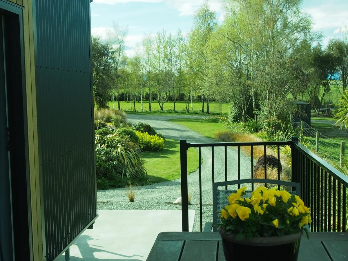 Boutique Tiny House - Te Anau Country Accommodation Buitenkant foto